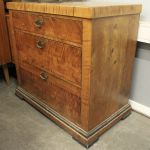 815 7605 CHEST OF DRAWERS